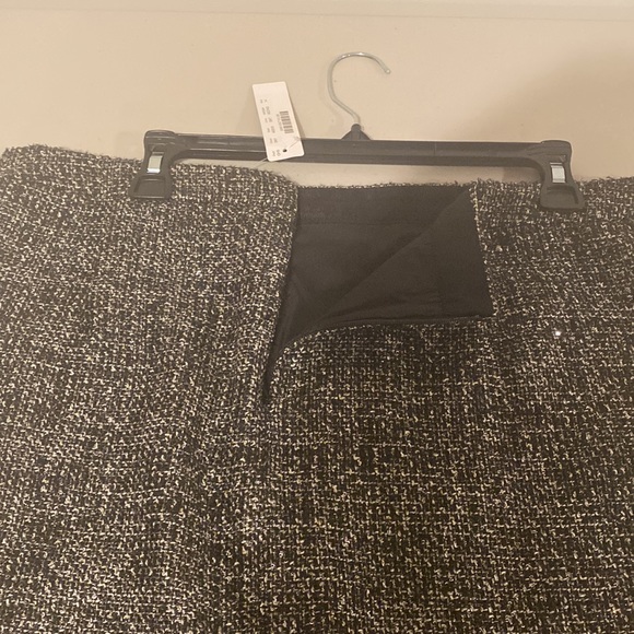 Jcrew skirt with matching jacket. Jacket is sold separately.Pristine condition. - Picture 6 of 6